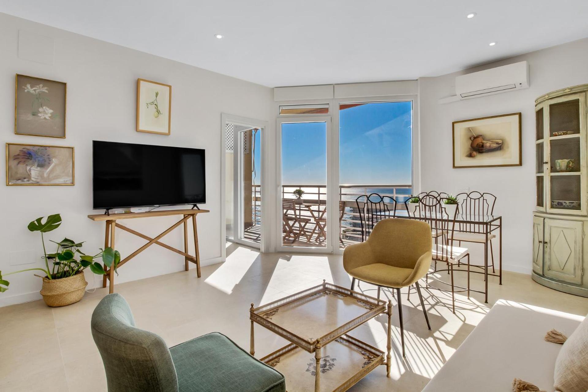 ¡sol Y Mar! Wifi Y Aparcamiento Apartment Torremolinos